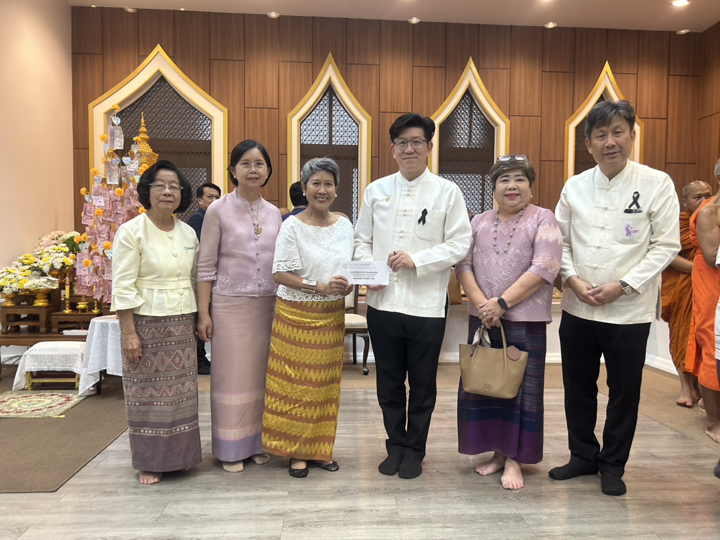 สมาคมนักศึกษาเก่ามหาวิทยาลัยเชียงใหม่ ได้ร่วมงานทอดผ้าป่าเพื่อสมทบทุน โรงพยาบาลสงฆ์ แห่งโรงพยาบาลมหาราชนครเชียงใหม่ ประจำปี 2569